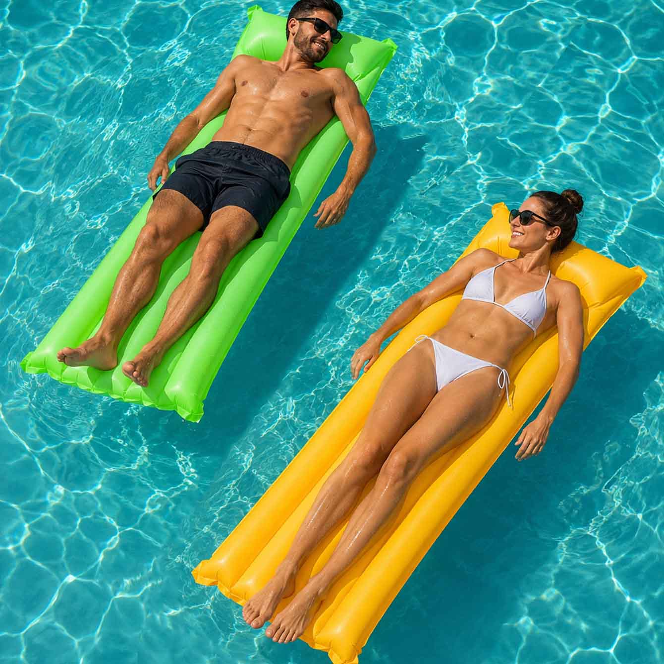 Colchón inflable para piscina, - Pool Lounger Inflatable reseña y precio